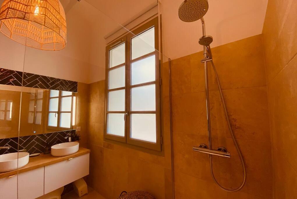 Villa Terra Nostra - Townhouse - Swimming Pool Nimes Exterior foto